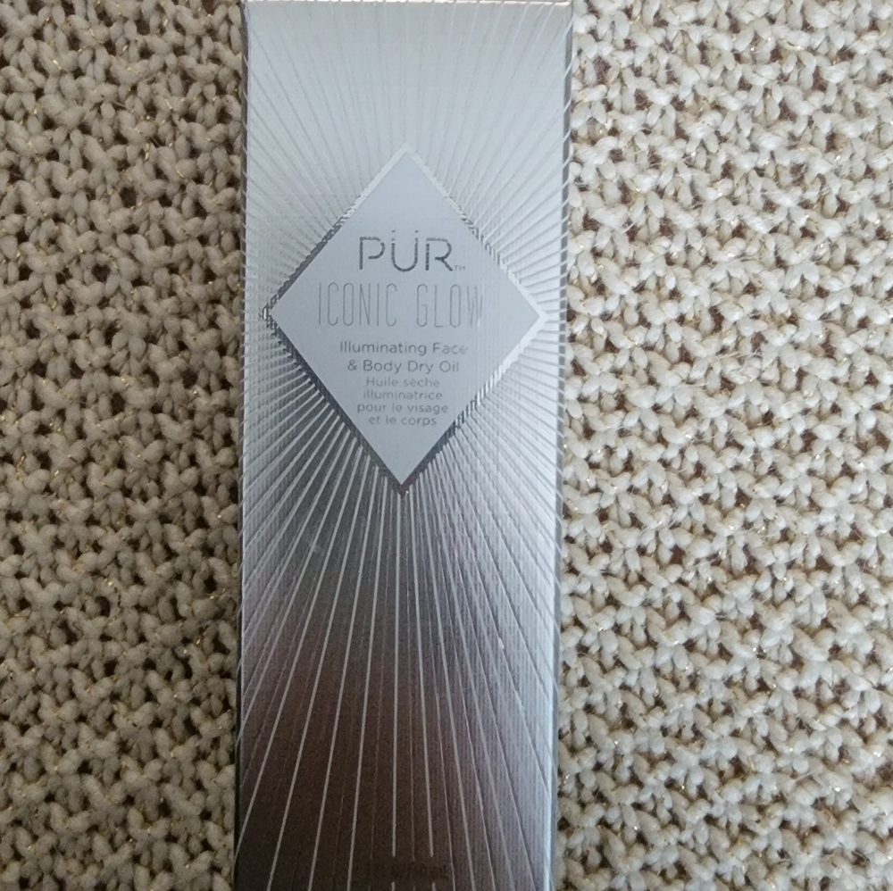 PUR Iconic Glow Illuminating Face and Body Dry Oil